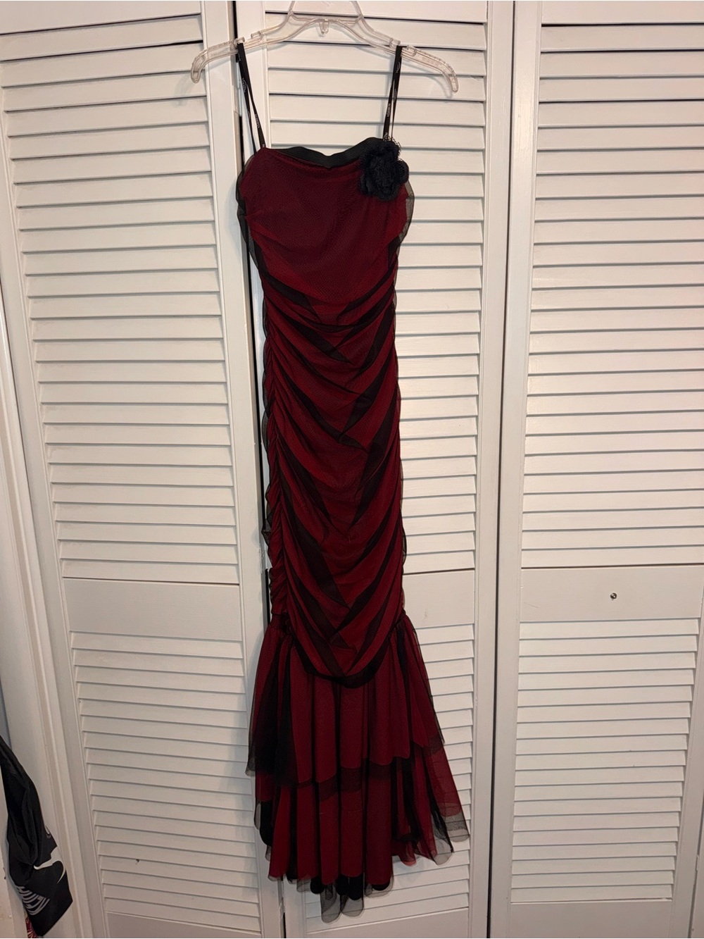 Roberta Bridal Burgundy Strapless Ruched Mermaid Dress with Black Accents